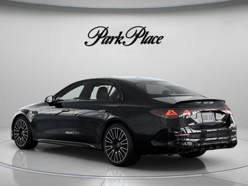 New 2026 Mercedes-Benz E 53 AMG e 4MATIC Sedan image 13