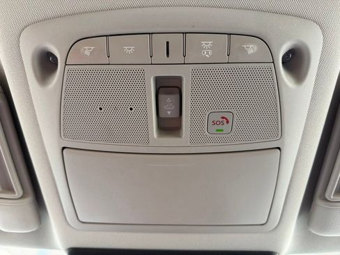 Used 2024 Nissan Armada SL w/ Captain's Chairs Package image 31