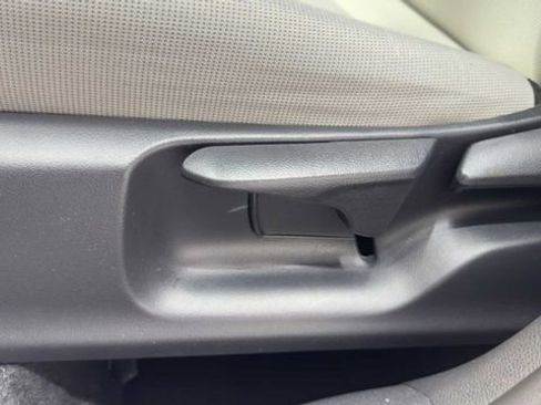 Used 2023 Toyota Corolla Cross L image 20