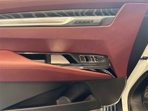 New 2026 Cadillac Escalade Luxury w/ LPO, Radiant Package image 18