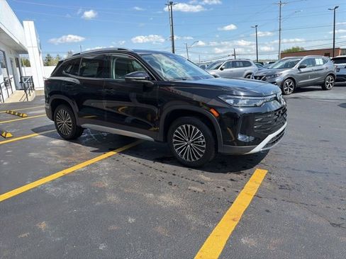 New 2025 Volkswagen Tiguan S AWD/4WD image 8
