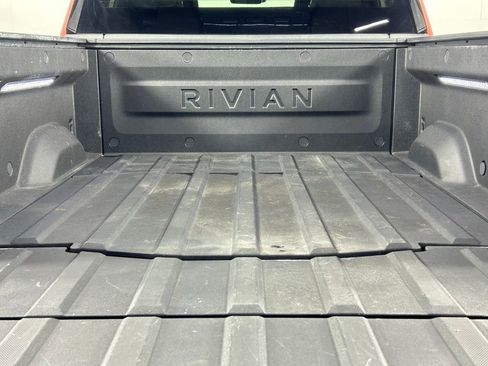 Used 2023 Rivian R1T Adventure image 15