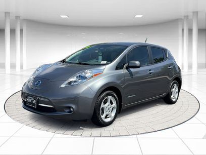 Used 2014 Nissan Leaf SV w/ LED & Quick Charge Package