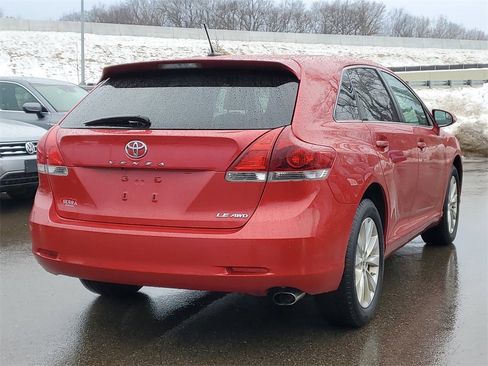 Used 2013 Toyota Venza LE image 3