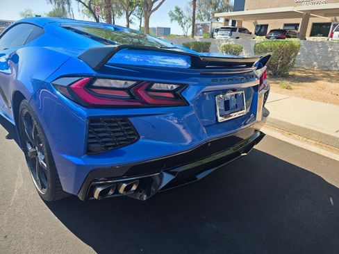 Used 2022 Chevrolet Corvette Stingray Preferred Cpe w/ Z51 Performance Package RWD image 23