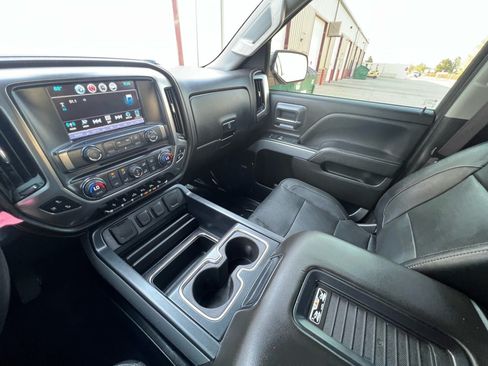 Used 2017 Chevrolet Silverado 1500 LTZ Z71 w/ LTZ Plus Package AWD/4WD image 26