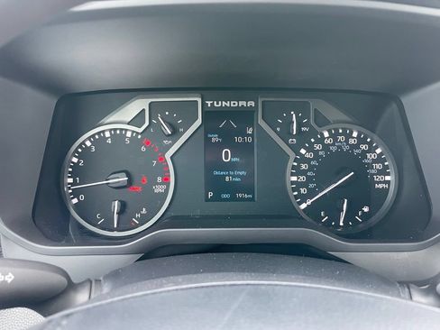 Used 2022 Toyota Tundra SR5 AWD/4WD image 9