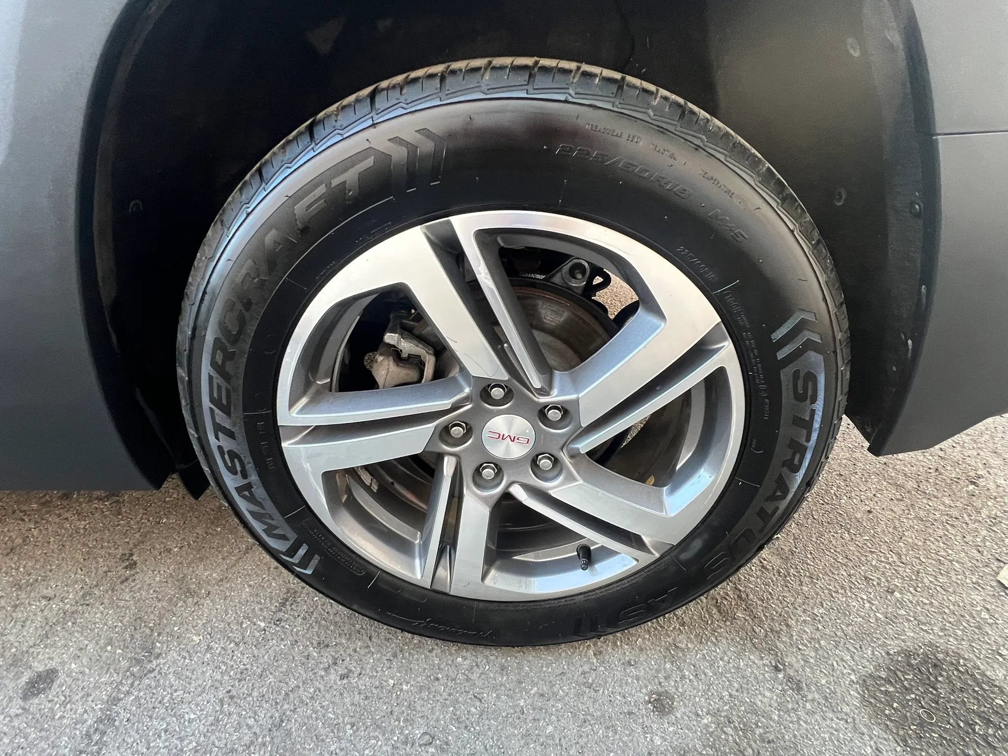 Used 2020 GMC Terrain SLT FWD image 11