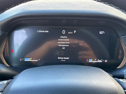 New 2025 Jeep Grand Cherokee Laredo w/ Luxury Tech Group I image 32