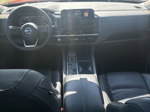 Used 2022 Nissan Pathfinder Platinum w/ Cargo Package image 23