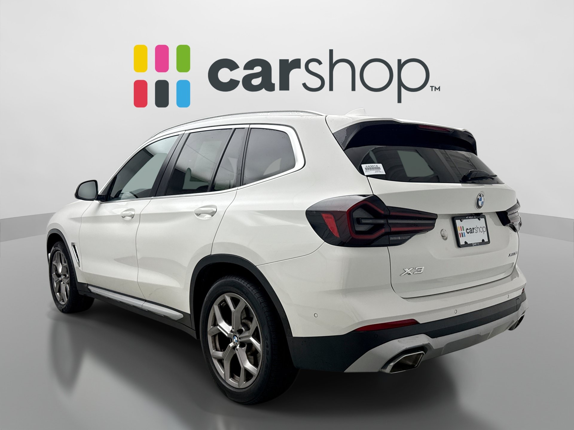 Used 2024 BMW X3 xDrive30i w/ Premium Package w/ZPA AWD/4WD image 3