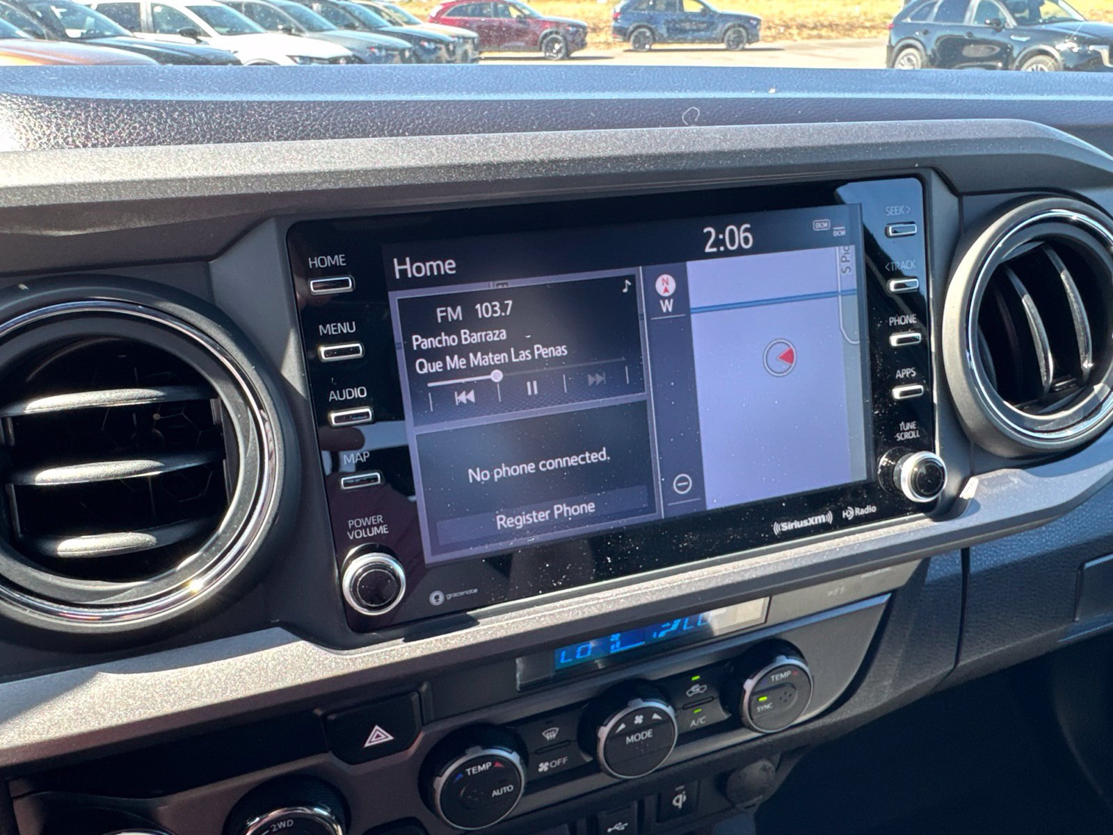 Used 2023 Toyota Tacoma TRD Off-Road w/ Technology Package AWD/4WD image 18