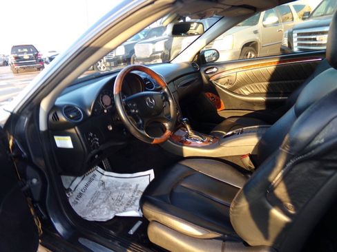 Used 2009 Mercedes-Benz CLK 550 Cabriolet w/ Premium I Pkg image 20