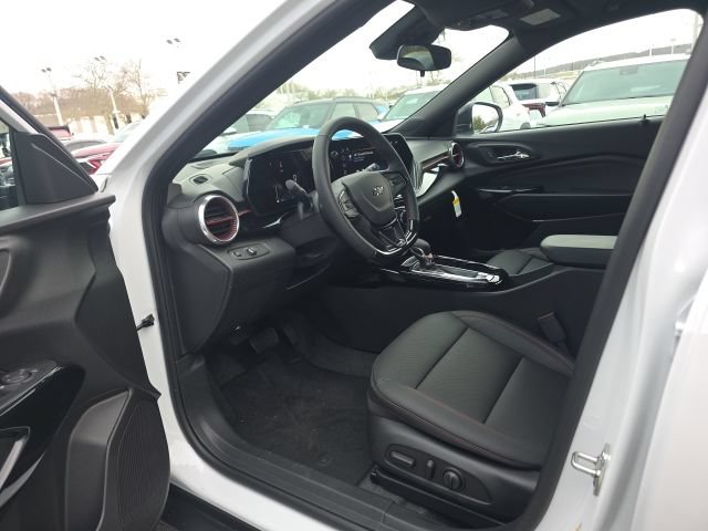 New 2026 Chevrolet Trax RS w/ Sunroof Package FWD image 13