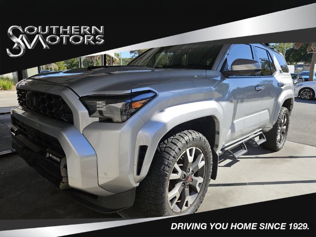 Used 2025 Toyota 4Runner TRD Sport Premium AWD/4WD image 1