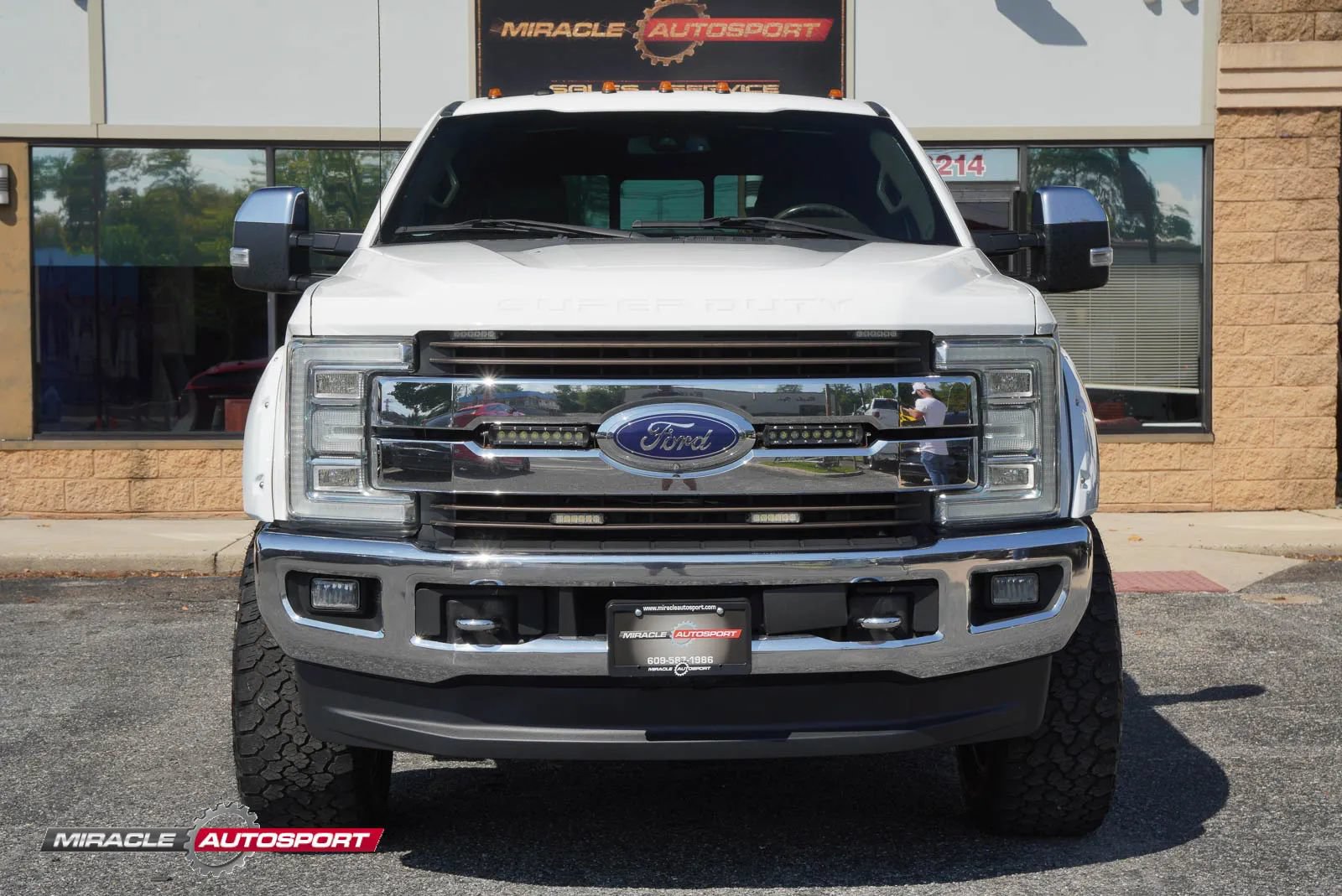 Used 2017 Ford F350 King Ranch w/ Tow Technology Bundle AWD/4WD image 2