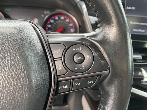 Used 2023 Toyota Camry XSE image 17