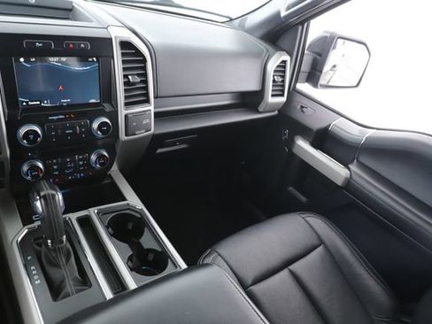 Used 2018 Ford F150 Lariat w/ Equipment Group 502A Luxury AWD/4WD image 28