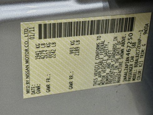 Used 2011 Nissan Altima 2.5 S FWD image 31