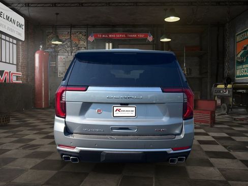 New 2026 GMC Yukon XL Denali w/ Denali Reserve Package AWD/4WD image 4