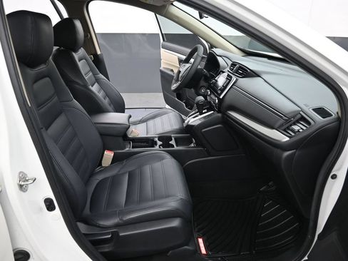 Used 2018 Honda CR-V LX image 12