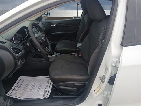 Used 2015 Dodge Dart SXT image 9