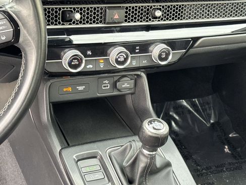 Used 2024 Honda Civic Sport image 4