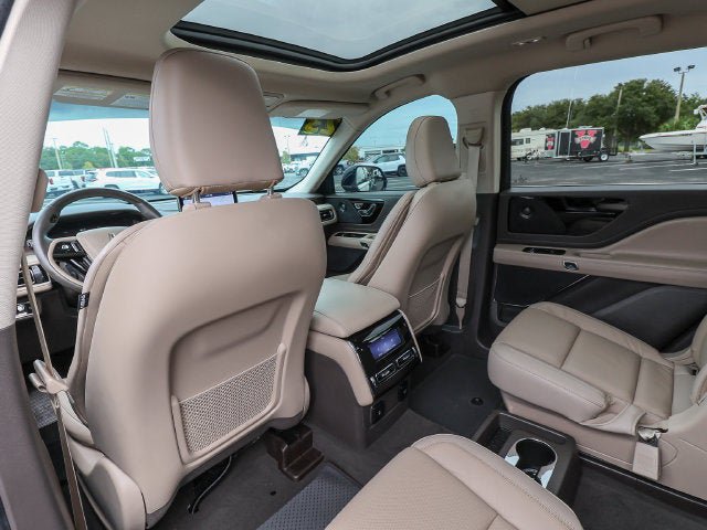 Used 2023 Lincoln Aviator Reserve RWD image 27