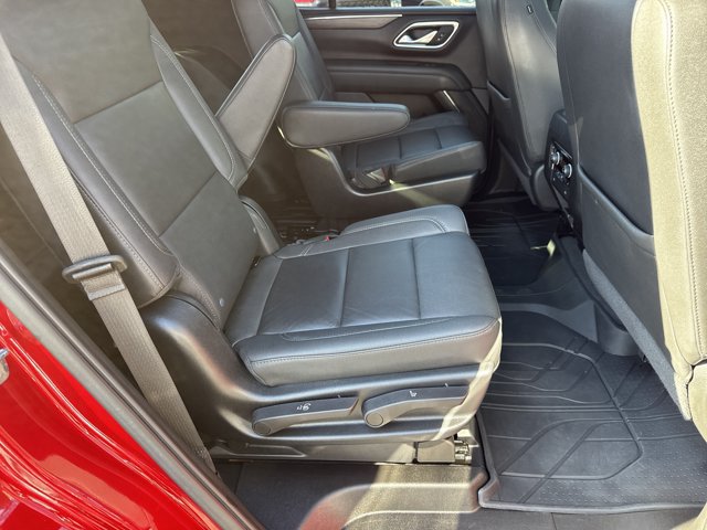 Used 2022 Chevrolet Tahoe Z71 w/ Luxury Package AWD/4WD image 14