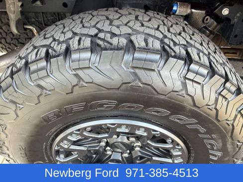 Used 2025 Ford F150 Raptor w/ Equipment Group 803A Raptor R AWD/4WD image 13