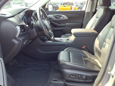 Used 2019 Chevrolet Traverse LT AWD/4WD image 8
