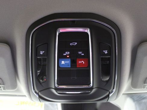 Used 2023 Jeep Grand Cherokee Limited w/ Trailer Tow Prep Group (B) image 23