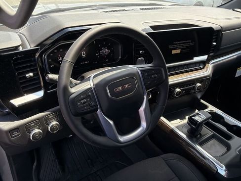 New 2026 GMC Sierra 1500 Elevation w/ Preferred Package AWD/4WD image 16