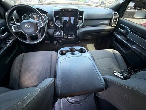 Used 2022 RAM 2500 Big Horn w/ Night Edition AWD/4WD image 17