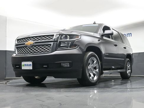 Used 2017 Chevrolet Tahoe LT w/ LT Signature Package AWD/4WD image 7