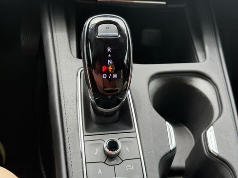 Certified 2024 Cadillac XT4 Premium Luxury FWD image 22