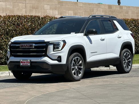 New 2026 GMC Terrain Elevation w/ Elevation Premium Package FWD image 8