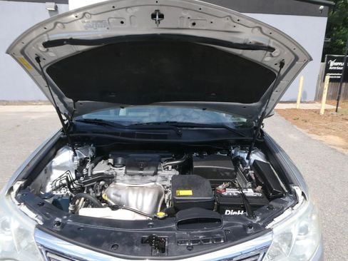 Used 2014 Toyota Camry FWD image 32