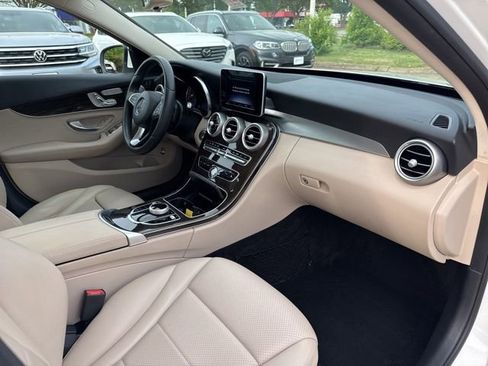 Used 2017 Mercedes-Benz C 300 4MATIC Sedan w/ Premium 2 Package image 15