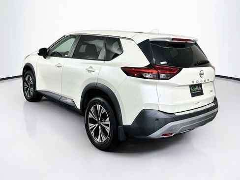 Used 2023 Nissan Rogue SV FWD image 5