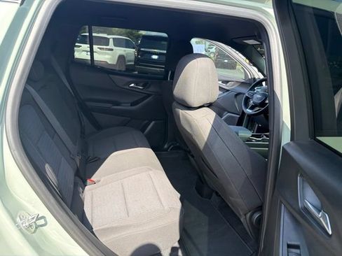 Used 2025 Chevrolet Equinox LT w/ Safety and Technology Package FWD image 22