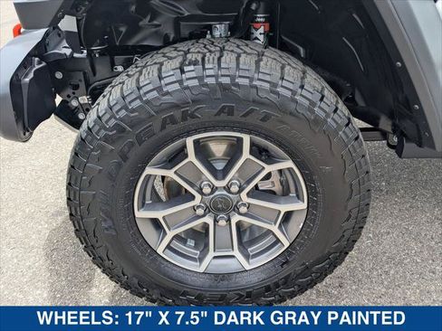 Used 2025 Jeep Gladiator Mojave w/ Convenience Group AWD/4WD image 9