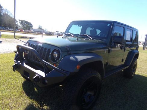 Used 2008 Jeep Wrangler Unlimited X image 8