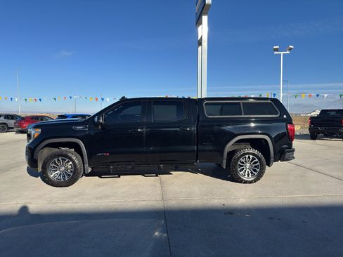 Used 2021 GMC Sierra 1500 AT4 image 2