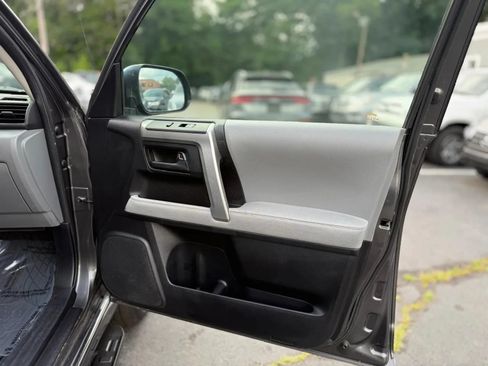 Used 2011 Toyota 4Runner SR5 AWD/4WD image 24