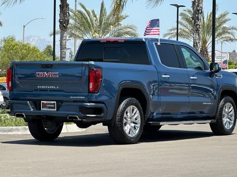 Used 2025 GMC Sierra 1500 Denali AWD/4WD image 4