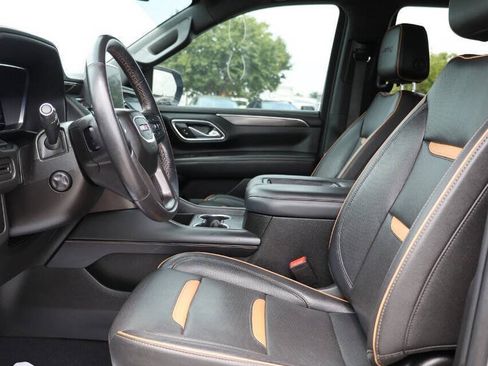 Used 2023 GMC Yukon AT4 AWD/4WD image 13