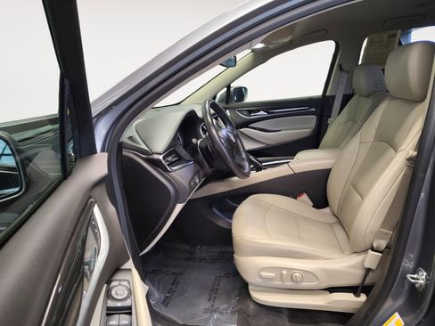 Used 2020 Buick Enclave Essence image 23