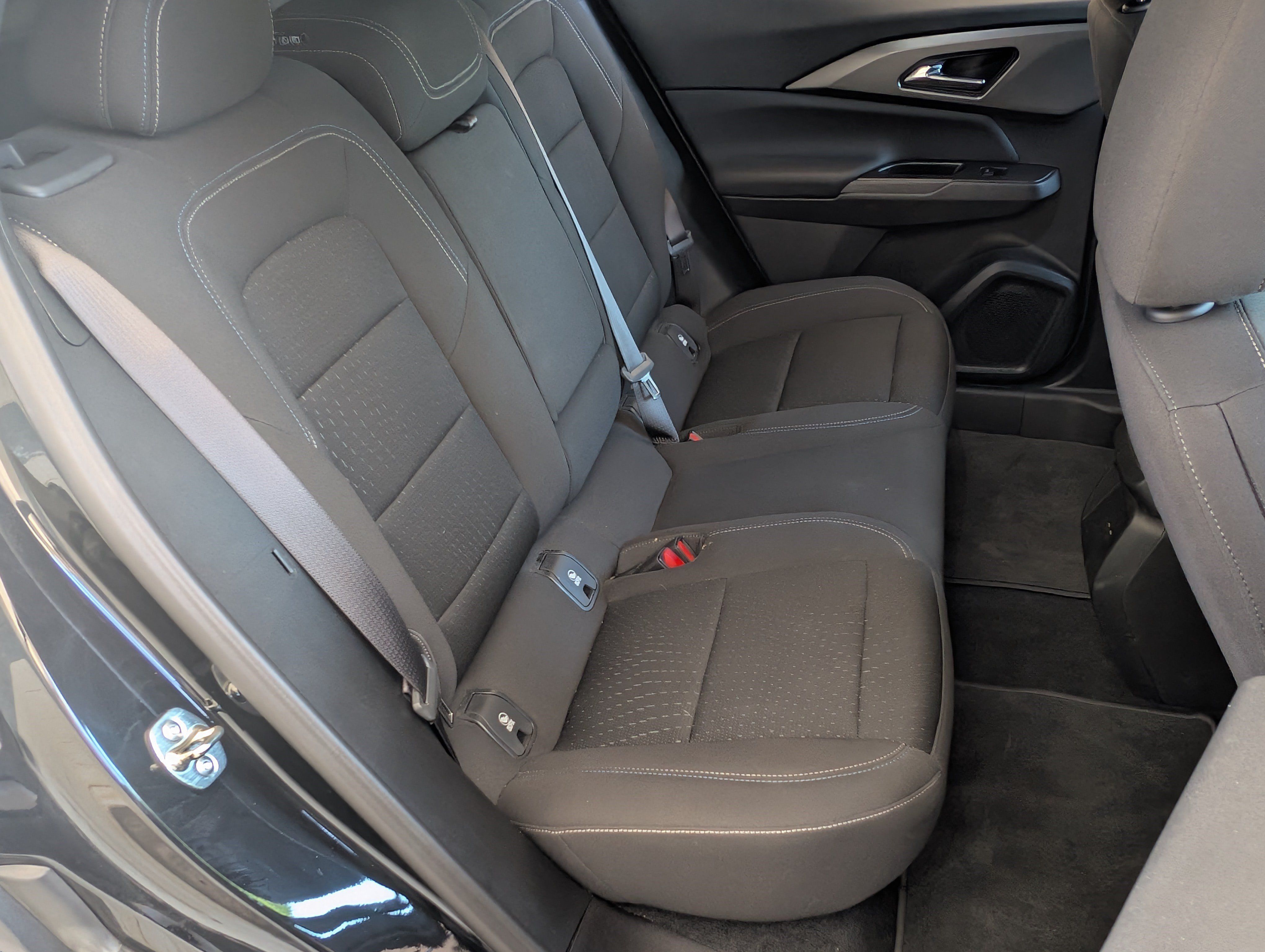 Used 2025 Chevrolet Equinox EV LT FWD image 19