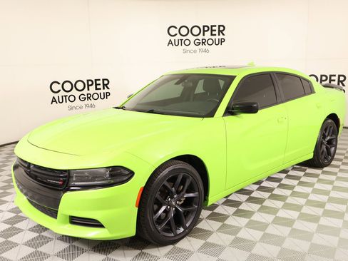 Used 2023 Dodge Charger SXT w/ Blacktop Package image 10